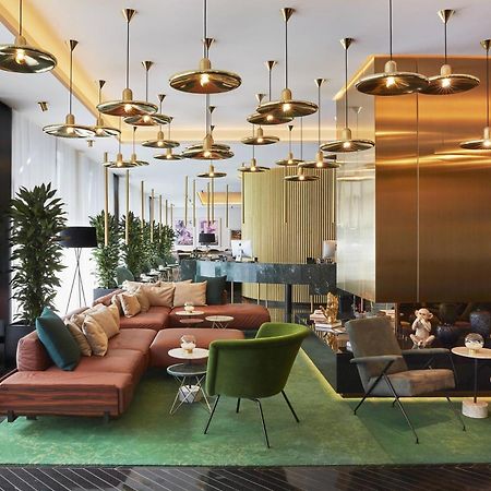 รูมเมอร์ส มิวนิค ออโตกราฟ คอลเลคชั่น Hotel มิวนิก ภายนอก รูปภาพ The lobby of the hotel