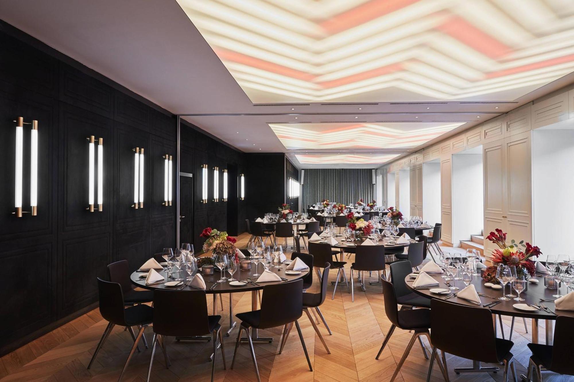รูมเมอร์ส มิวนิค ออโตกราฟ คอลเลคชั่น Hotel มิวนิก ภายนอก รูปภาพ The Long Room