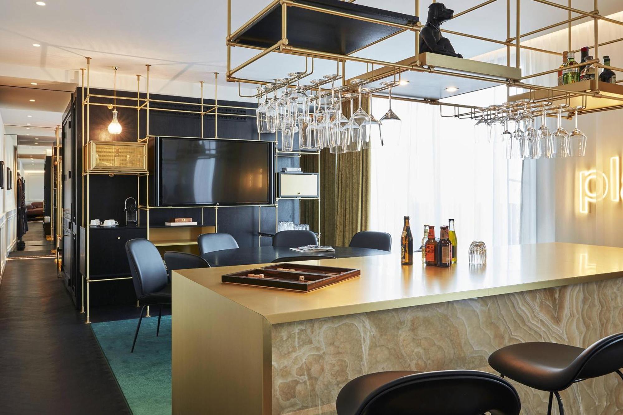 รูมเมอร์ส มิวนิค ออโตกราฟ คอลเลคชั่น Hotel มิวนิก ภายนอก รูปภาพ The bar at the 1906 Lounge
