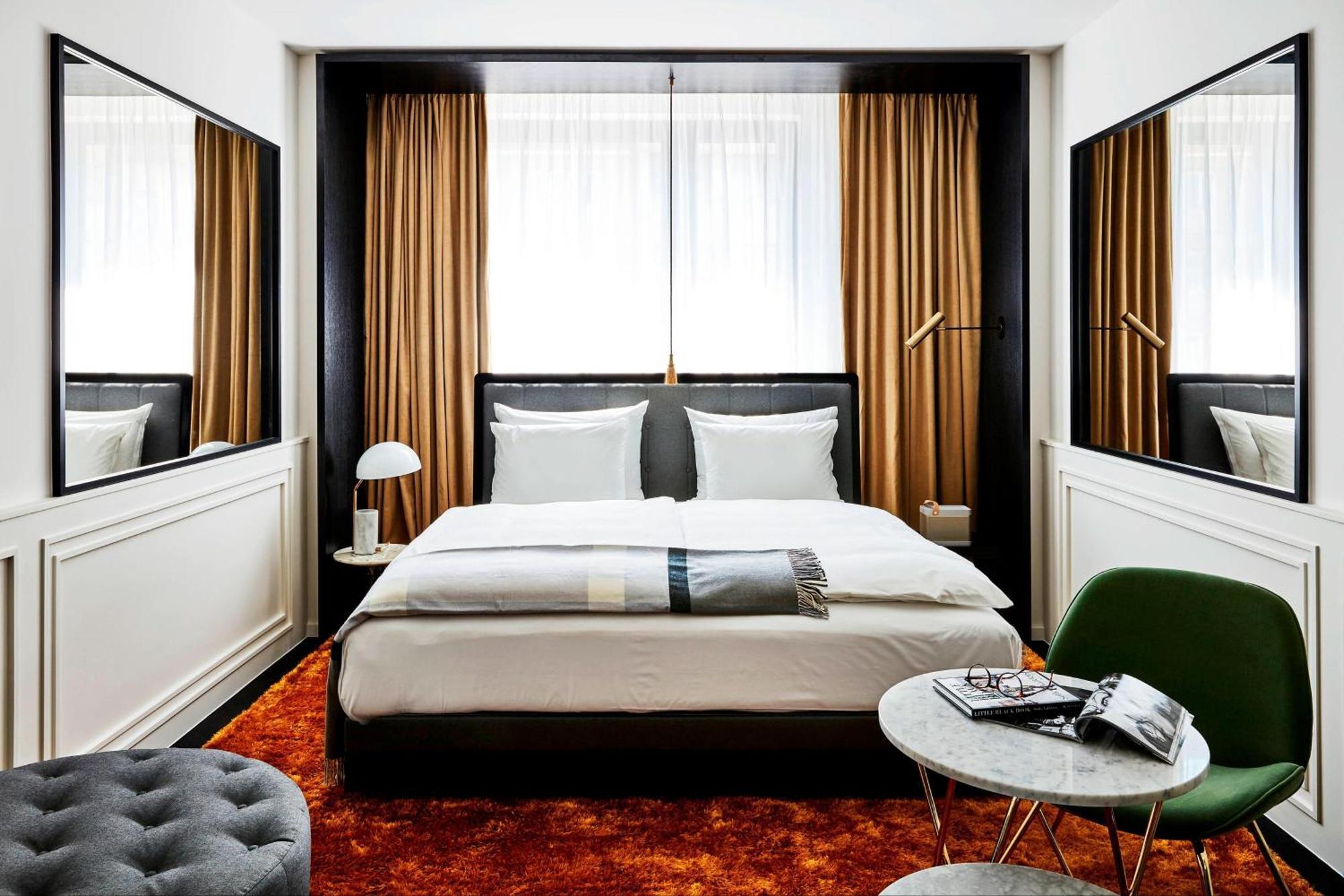 รูมเมอร์ส มิวนิค ออโตกราฟ คอลเลคชั่น Hotel มิวนิก ภายนอก รูปภาพ A room at the Standard East Village